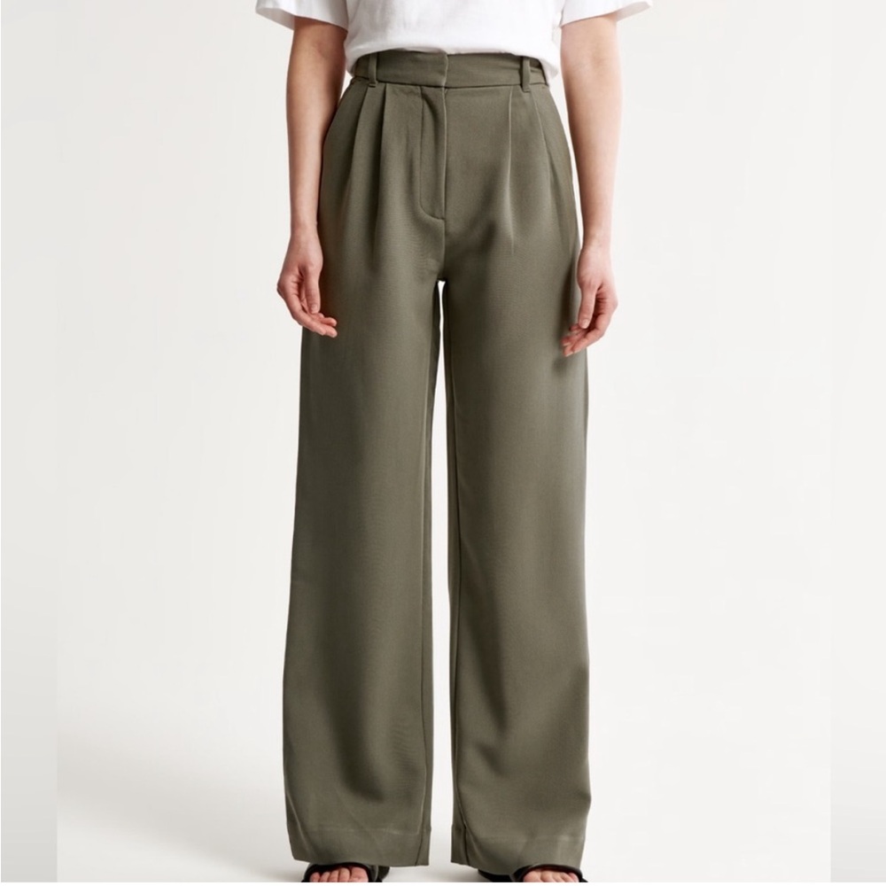 Abercrombie & Fitch Olive Green Wide-Leg Trousers
